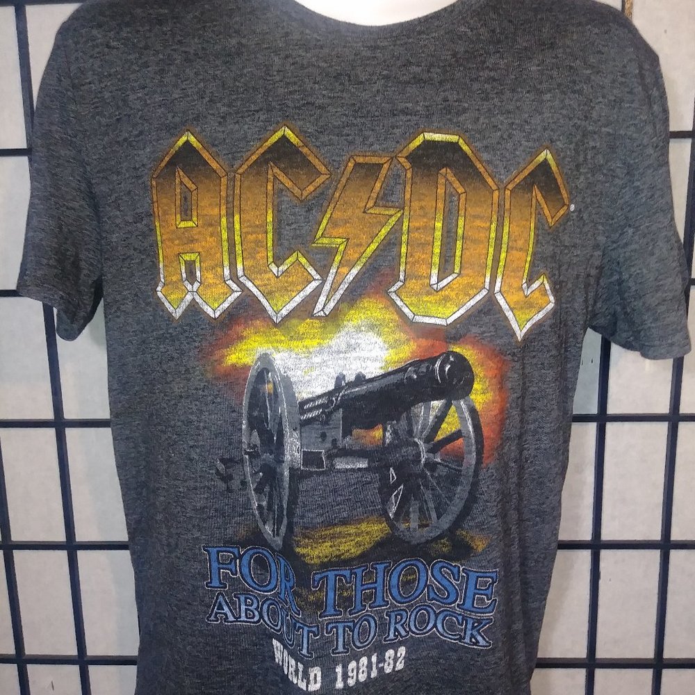 AC/DC Tour Tee Shirt Medium